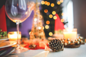 christmas-table-decoration-close-up-picjumbo-com